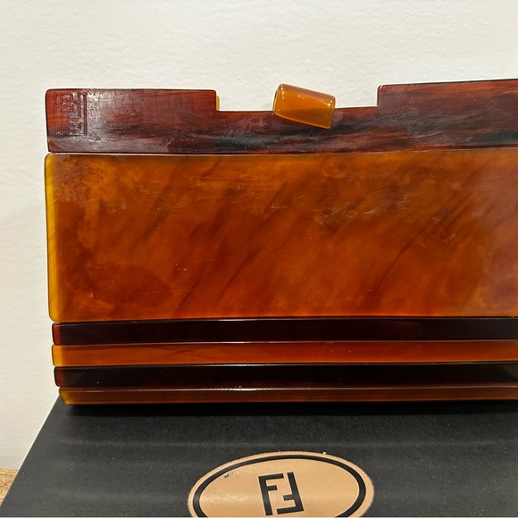RARE Fendi vintage lucite clutch bag - Picture 6 of 8